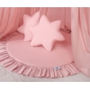 Hængende sengehimmel over babys sengeværelse med legemåtte Pudesæt   Støvet Pink