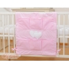 Lommeophæng til tremmeseng - Hanging Hearts  Lyserød Pink Striber