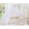 Sengesæt til tremmeseng i 5 dele med myggenet - Hanging Hearts  Beige Polkaprikker