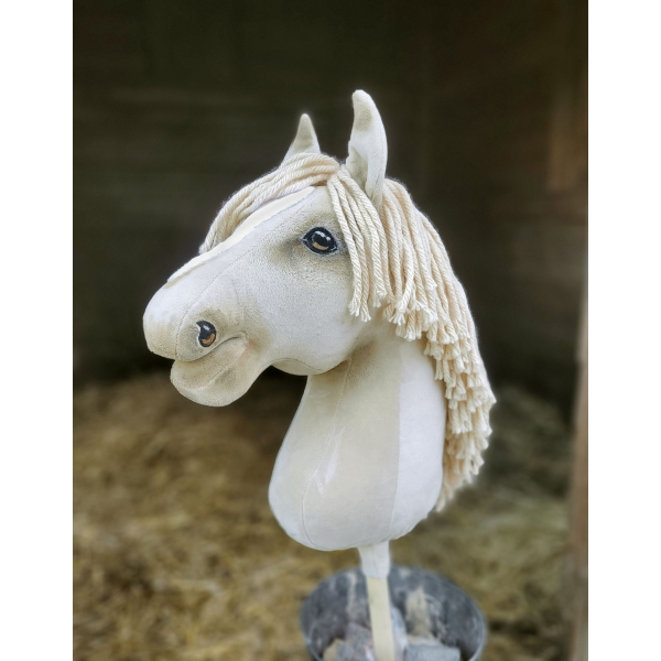 Kæphest Cremello Hobby Horses A3