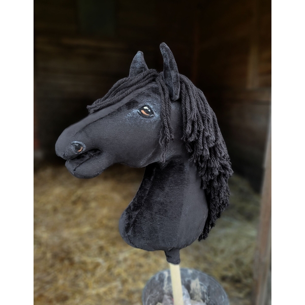 Kæphest Sort Hobby Horse A3