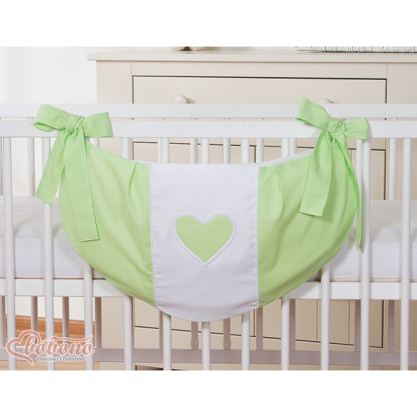 Legetøjspose til tremmeseng - Hanging Hearts  Grøn