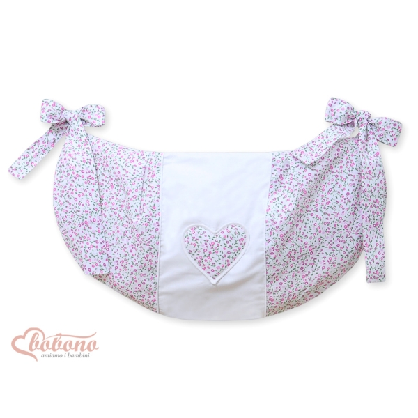 Legetøjspose til tremmeseng - Hanging Hearts  Lyserød Pink Blomstereng Blomster
