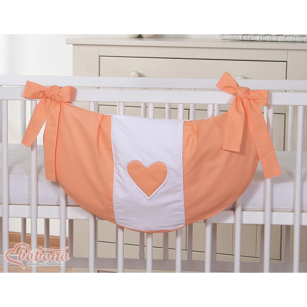 Legetøjspose til tremmeseng - Hanging Hearts  Orange